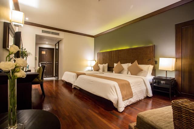 Premier Room