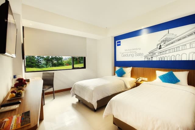 Deluxe Room, City View