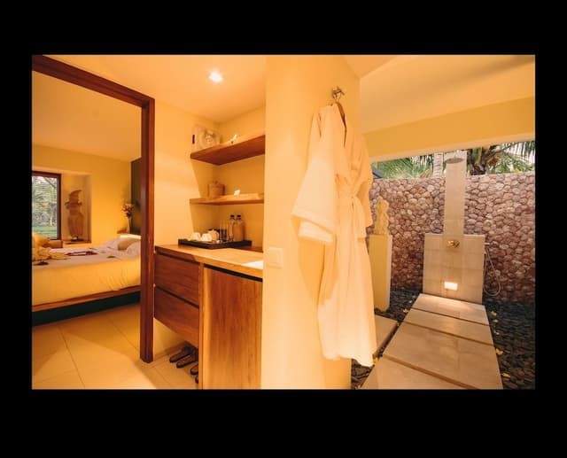 Deluxe Room (LENSO)