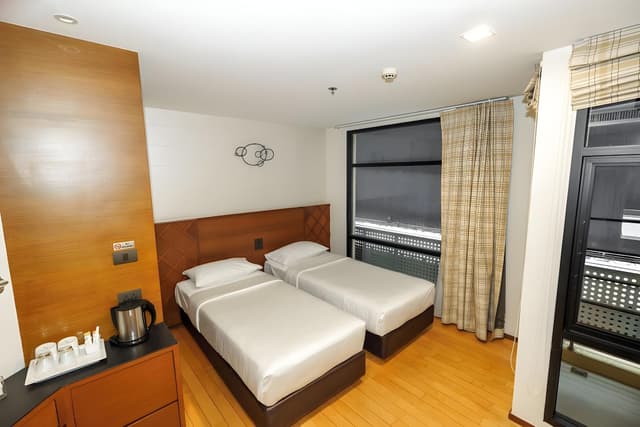 Deluxe Twin Room