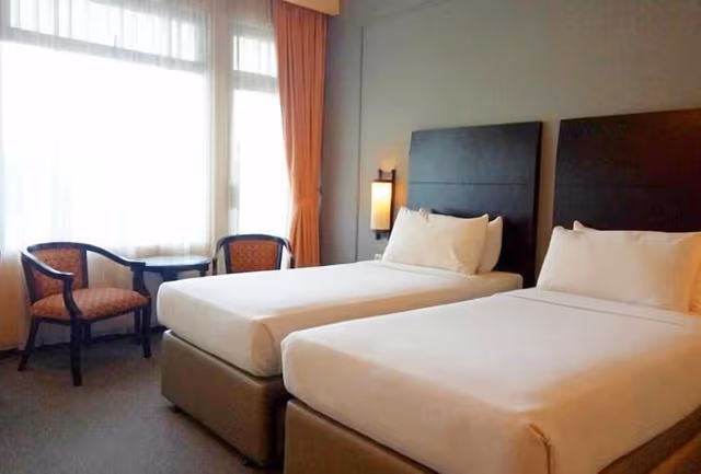 Grand Deluxe Twin Room
