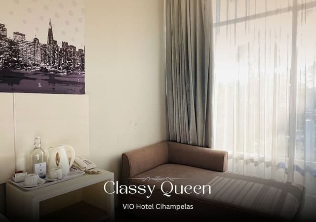 Classy Queen Room Only