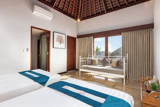 3 Bedroom Private Pool Villa Tomok