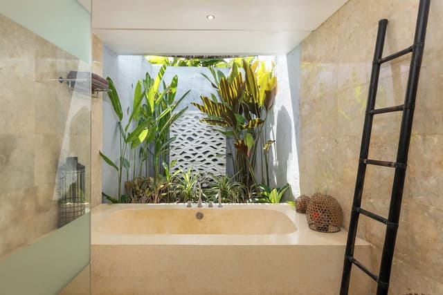 Jabunami Villa 7 bedroom private retreat in Bali