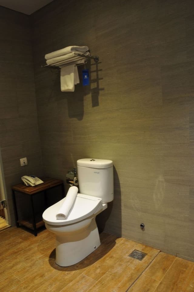 Suite Include Breakfast