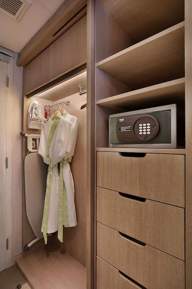 Superior Plus King Room