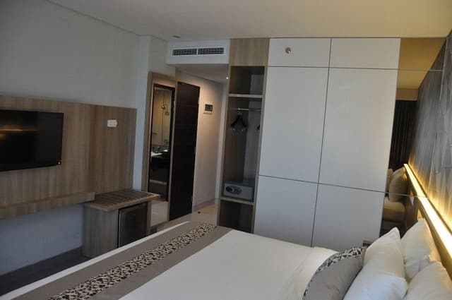 Deluxe Room, 1 King Bed