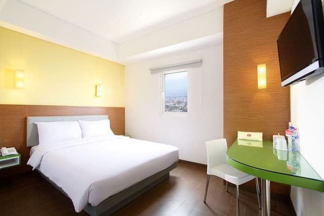 Smart Room Queen