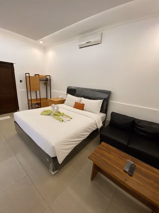 Family Double Room, 2 Bedrooms, Smoking, Pool View