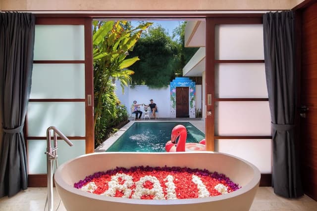 Two - Bedroom Villa with Private Pool and 6 mins walk to the beach