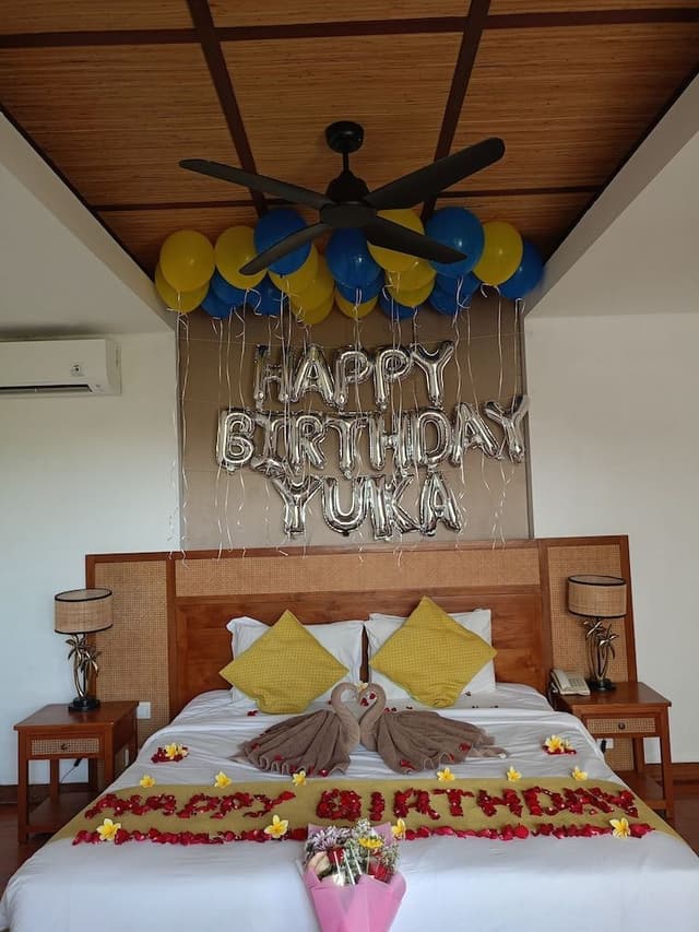 Two - Bedroom Villa with Private Pool and 6 mins walk to the beach