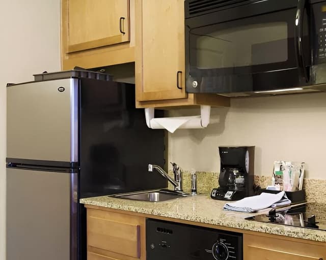Suite, 1 Bedroom, Kitchen