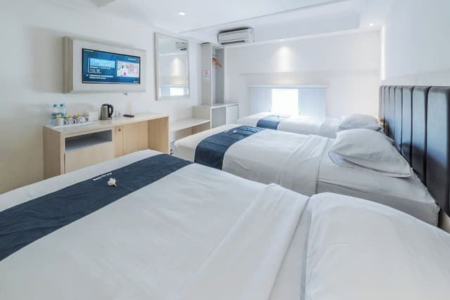 Triple Room