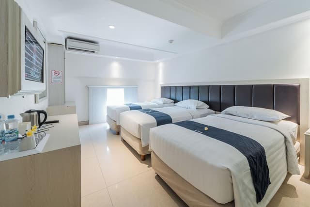 Triple Room