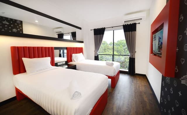 Standard Twin Room