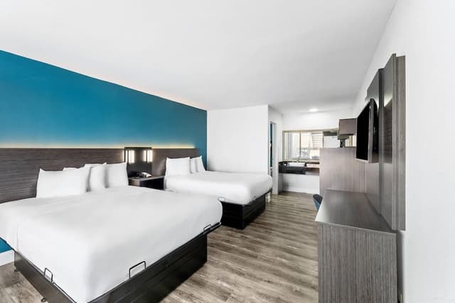 Standard Room, 2 Queen Beds, Smoking