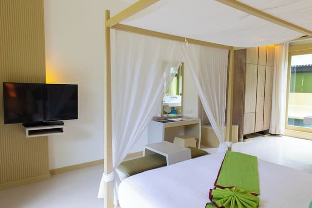 Superior Room, 1 King Bed