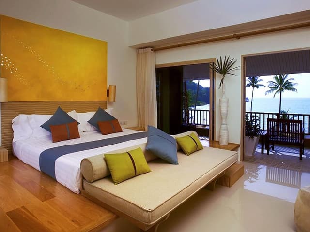 Deluxe Room, 1 King Bed, Ocean View
