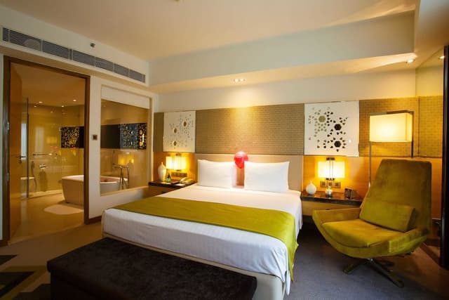 Executive Suite, 1 King Bed