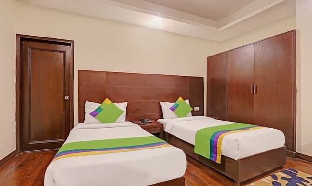 Deluxe Double or Twin Room