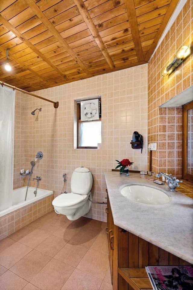 Premium Villa - The Log Cabin