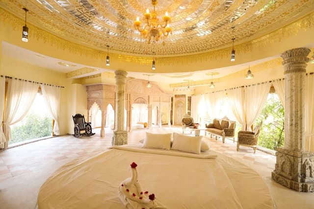 Maharaja Suite