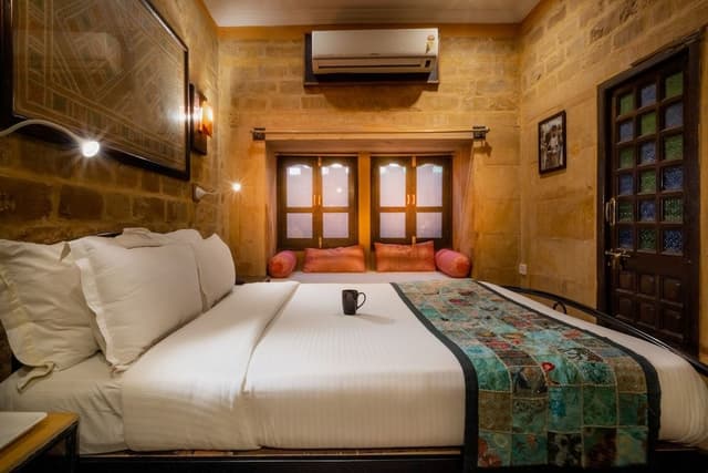 DELUXE ROOMS (GROUND FLOOR)