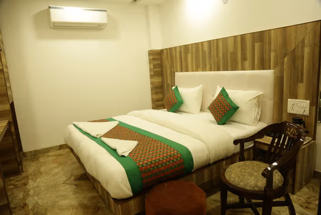 Deluxe Triple Bed Room
