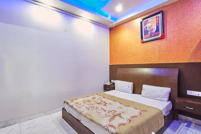 Deluxe Triple Bed Room