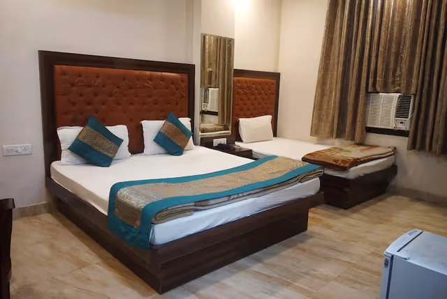 Deluxe Triple Bed Room