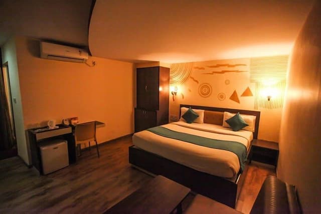 Club Room