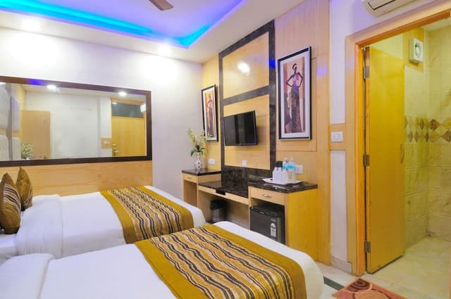 Triple Room, 2 Twin Beds