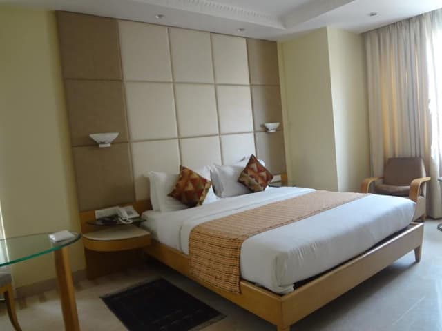 Deluxe Double or Twin Room