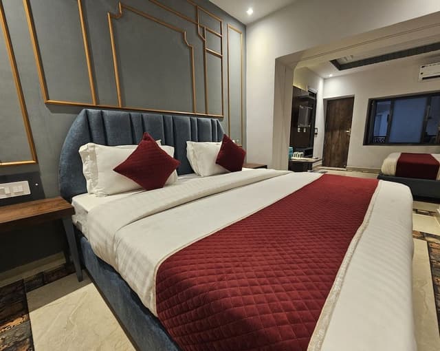 Non ganga facing A/C four bed Room
