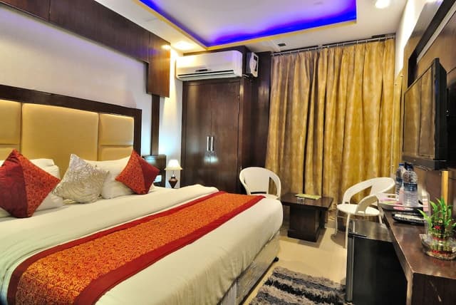 Super Deluxe Room