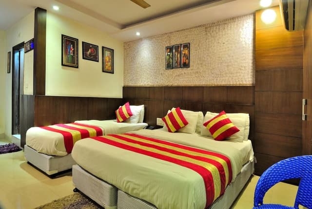 Triple Room