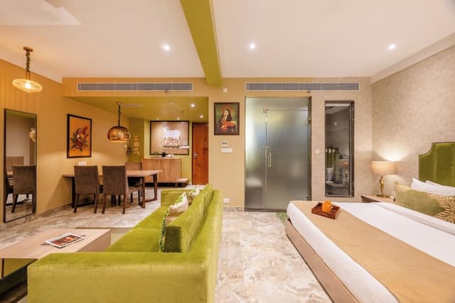 Executive Studio Suite