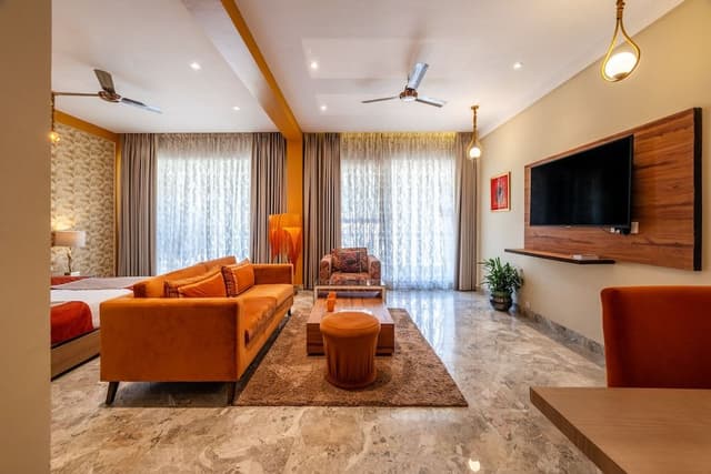 Executive Studio Suite