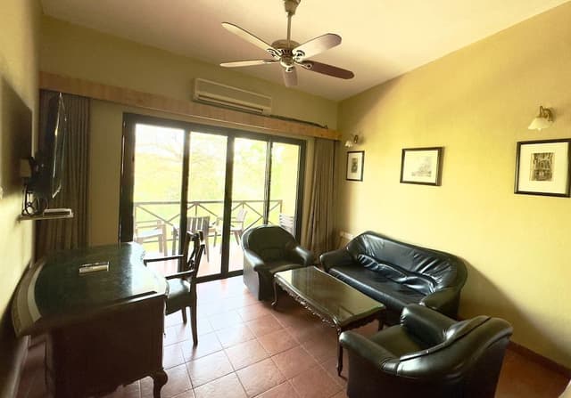 Cottage Room with Partial Mountain View