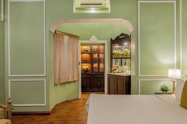 Superior Room with Full day use of Car with Chauffer and Complimentary Airport Pick Up