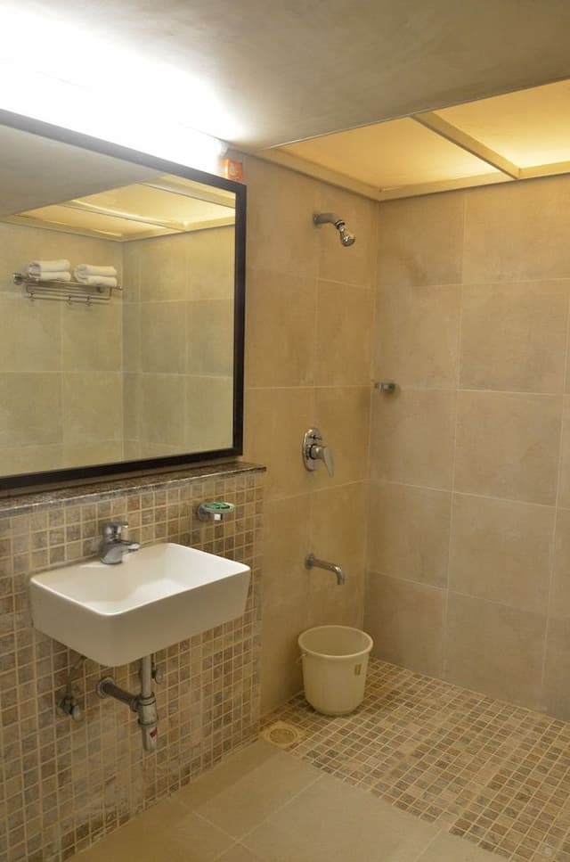 Vintage Interconnecting Room
