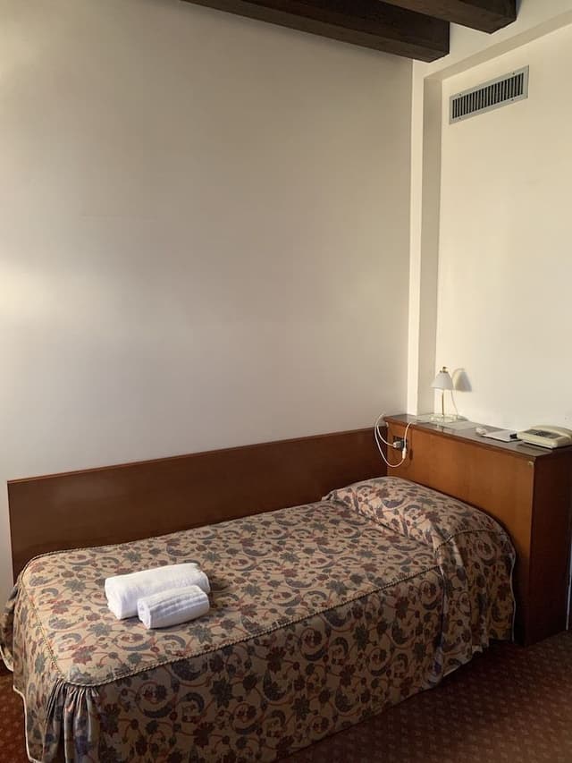 Single Room
