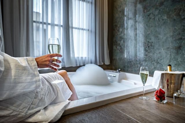 Executive Suite (Jacuzzi)