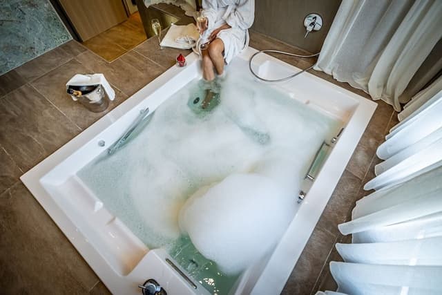 Executive Suite (Jacuzzi)