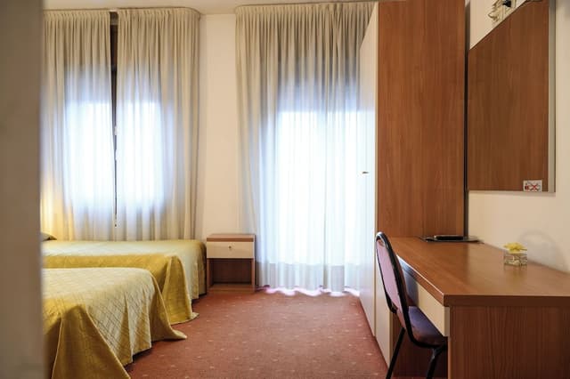 Economy Triple Room