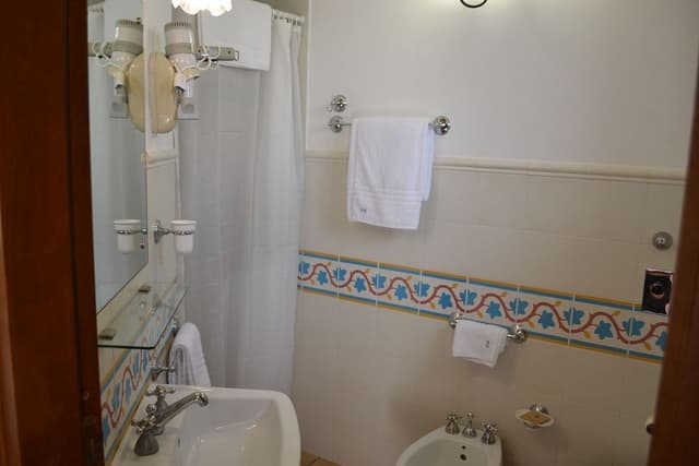 Classic Double Room, 1 King Bed, Private Bathroom