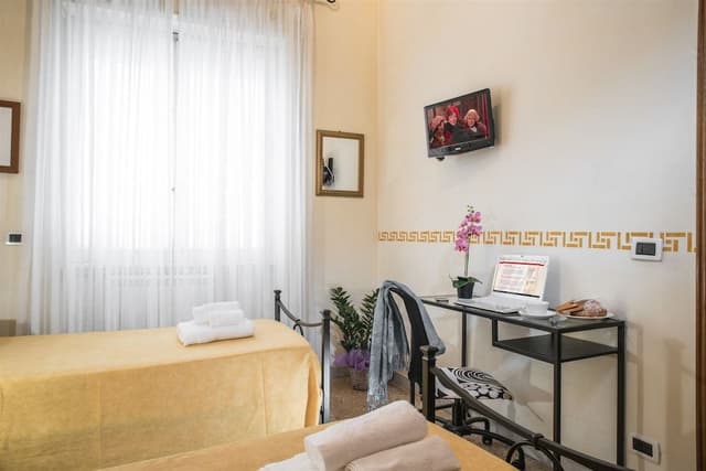 Double Room with Shared Bathroom
