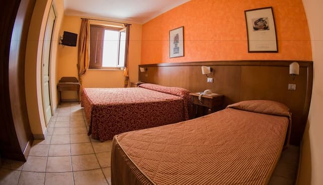 Triple Room