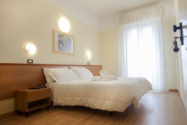 Standard Double or Twin Room, Ensuite