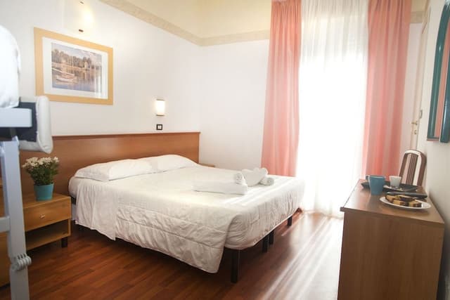 Standard Double or Twin Room, Ensuite